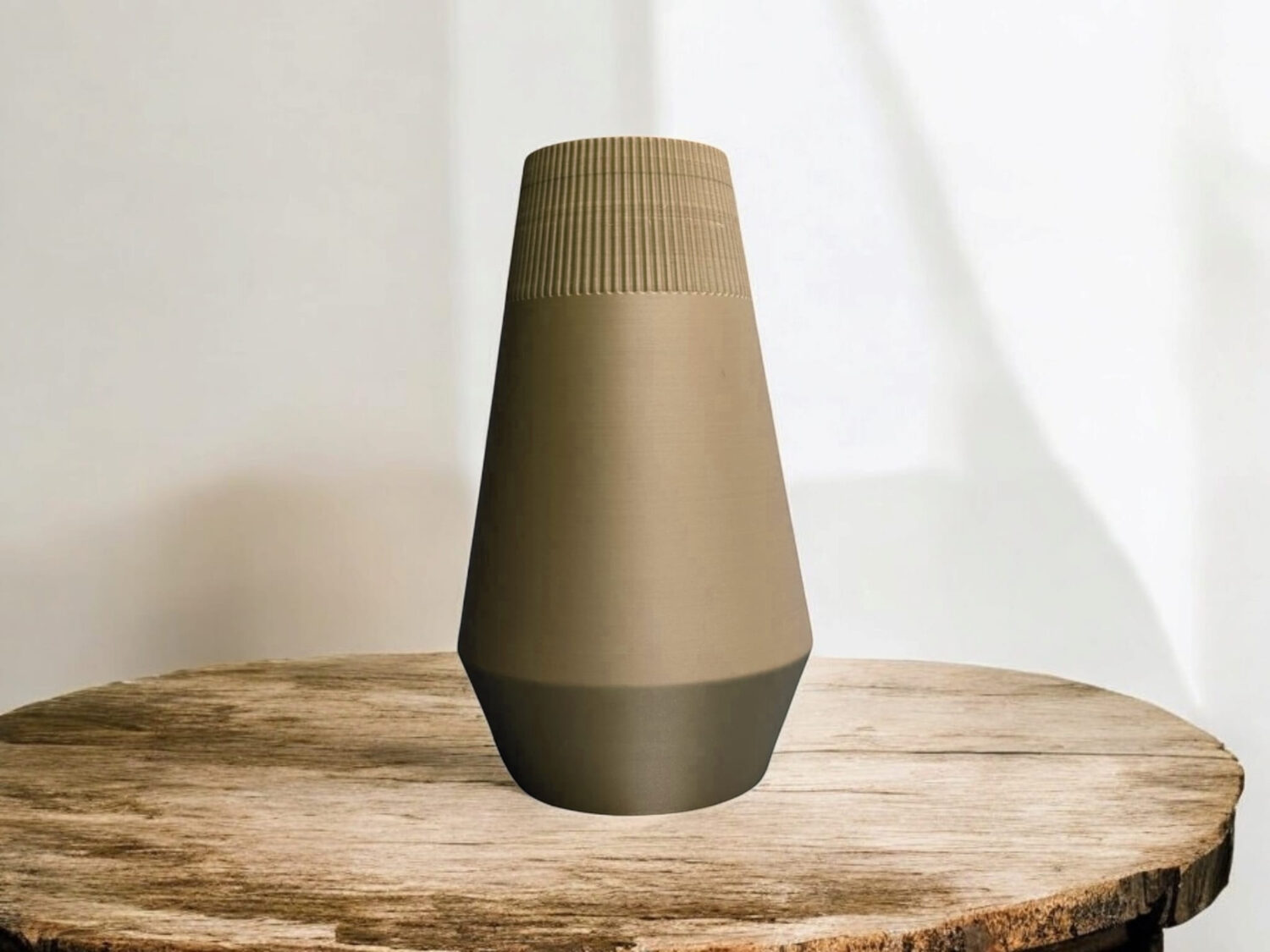 Vase égyptien moderne 2