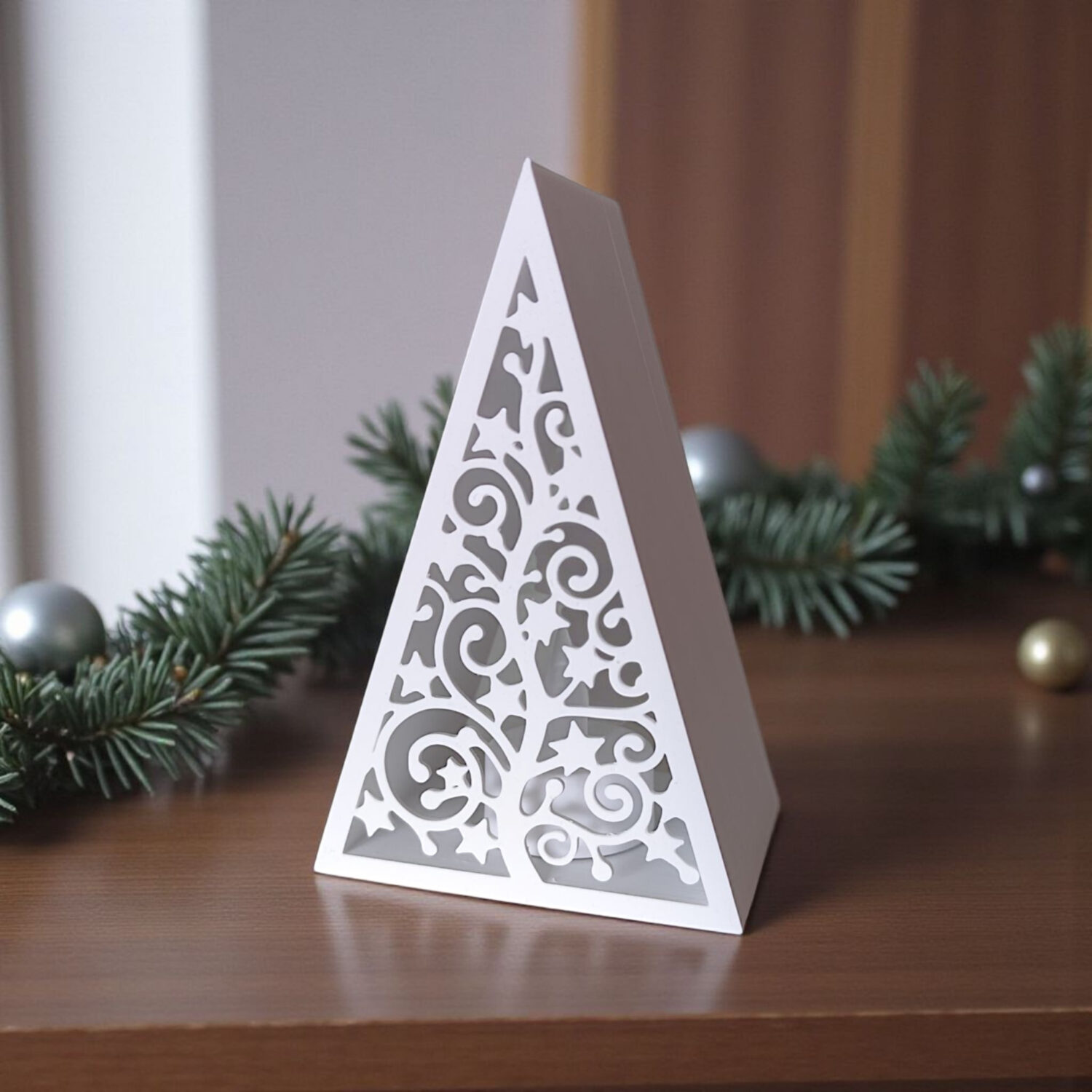 Lanterne "Sapin" pyramidale 4